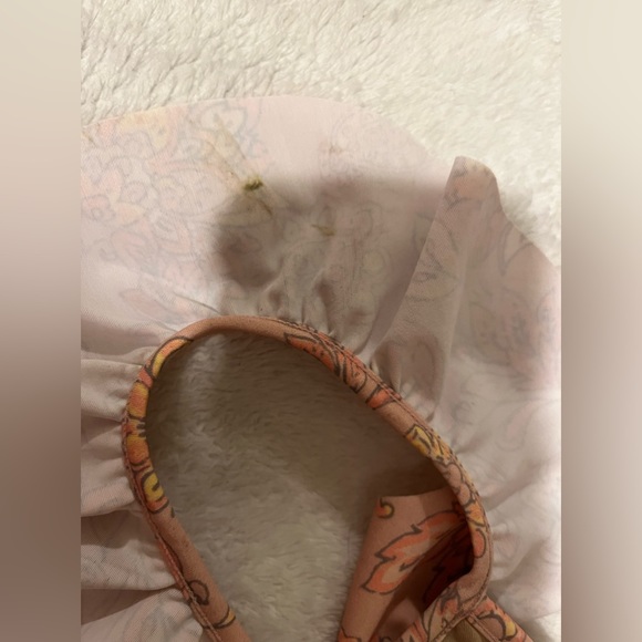 Light pink floral one piece baithing suit - Picture 4 of 5